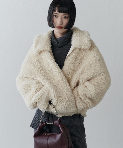 Lui's（ルイス）の「ドローコード付きフェイクファーボアブルゾン（ブルゾン・レディース・ベージュ/ホワイト/チャコールグレー・FREE）」の15枚目の写真