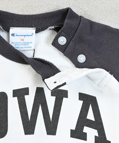 Champion(チャンピオン)の「【Champion】別注プリントロゴロンパース(ロンパース・キッズ・キナリ/オフホワイト・70/80)」の6枚目の写真