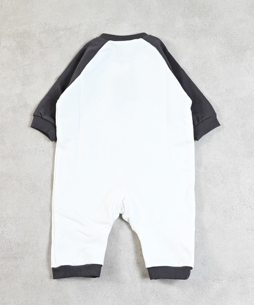 Champion(チャンピオン)の「【Champion】別注プリントロゴロンパース(ロンパース・キッズ・キナリ/オフホワイト・70/80)」の14枚目の写真