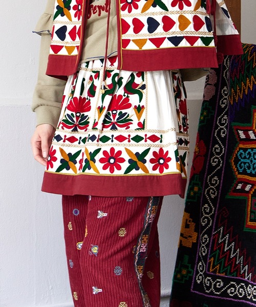 チャイハネ(チャイハネ)の「【チャイハネ】スンダナ刺繍ミニスカート(スカート・レディース・ピンク/ホワイト/ブラック・FREE)」の6枚目の写真