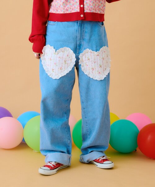 w closet(ダブルクローゼット)の「【あみこ企画】ハートパッチワークデニム(デニムパンツ・レディース・ブルー・FREE)」の4枚目の写真