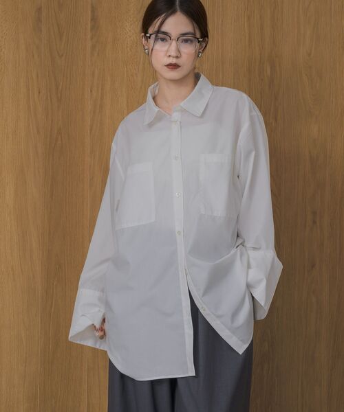 kivi（キヴィ）の「オーバーサイズシャツ（シャツ/ブラウス・レディース・オフホワイト・FREE）」の2枚目の写真