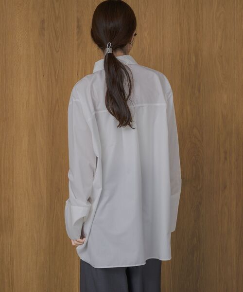 kivi（キヴィ）の「オーバーサイズシャツ（シャツ/ブラウス・レディース・オフホワイト・FREE）」の3枚目の写真