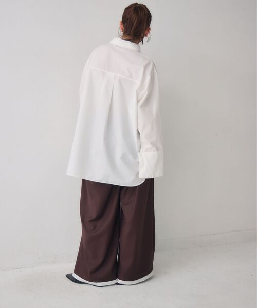 kivi（キヴィ）の「オーバーサイズシャツ（シャツ/ブラウス・レディース・オフホワイト・FREE）」の12枚目の写真