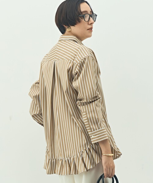 Rie Miller（リエミラー）の「ウォッシャブル裾フリルレギュラーカラーシャツ（シャツ/ブラウス・レディース・ブルー系その他3/ブルー系その他7/ベージュ系その他3・38）」の2枚目の写真