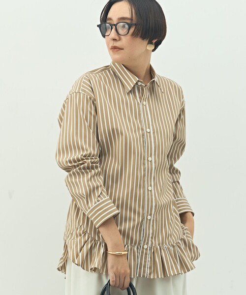 Rie Miller（リエミラー）の「ウォッシャブル裾フリルレギュラーカラーシャツ（シャツ/ブラウス・レディース・ブルー系その他3/ブルー系その他7/ベージュ系その他3・38）」の4枚目の写真