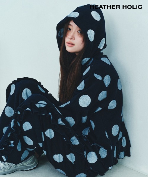Heather（ヘザー）の「HOLiC ドットフリルフーディー　600852（パーカー・レディース・グレー/ネイビー/アイボリー・FREE）」の3枚目の写真