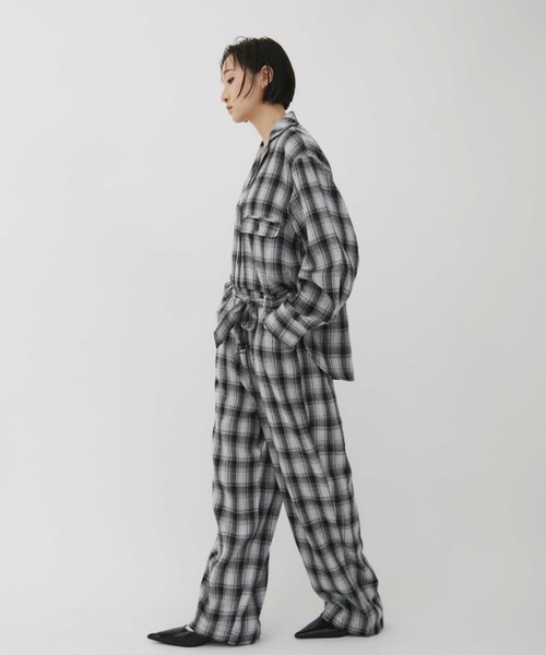 VION(ヴィオン)の「セットアップスタイルチェックジャンプスーツ / Setup Style Check Jumpsuit(つなぎ/オールインワン・レディース・ブラウン/ブラック・SMALL/MEDIUM)」の4枚目の写真