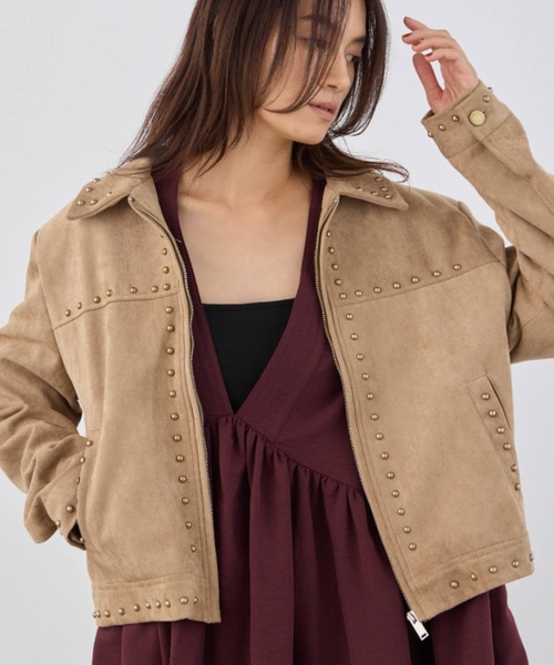 Libra Cue(リブラ キュー)の「スウェードスタッズブルゾン(ブルゾン・レディース・ベージュ・FREE)」の7枚目の写真