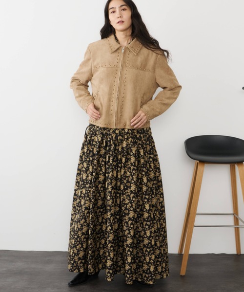 Libra Cue(リブラ キュー)の「スウェードスタッズブルゾン(ブルゾン・レディース・ベージュ・FREE)」の20枚目の写真