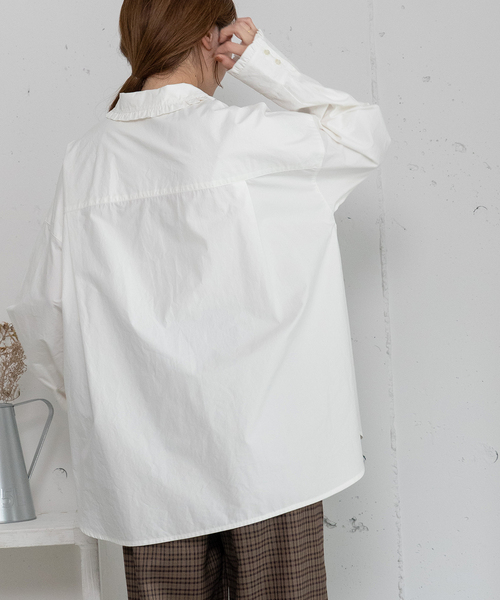 POU DOU DOU(プードゥドゥ)の「フリルカラー比翼シャツ(シャツ/ブラウス・レディース・オフホワイト/インディゴブルー・M)」の19枚目の写真