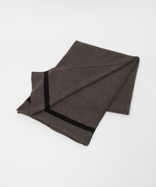 BEAUTY&YOUTH UNITED ARROWS（ビューティーアンドユースユナイテッドアローズ）の「12ゲージ ニット ストール（マフラー・メンズ・ブラウン系/ブラック・FREE）」の3枚目の写真