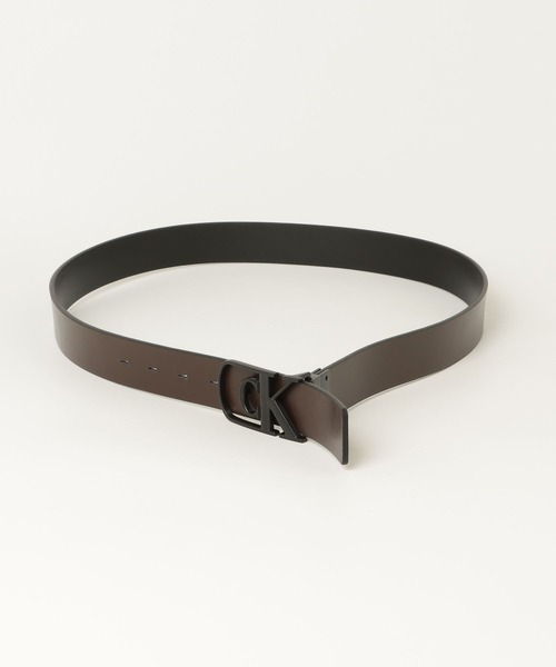 リバーシブル モノグラム バックルベルト（ベルト）｜Calvin Klein