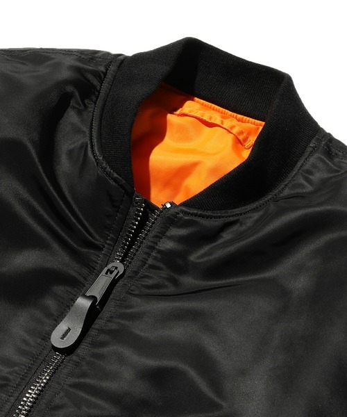Valley Apparel(バレーアパレル)の「MA-1 フライトナイロンジャケット/フライトジャケット(MA-1・メンズ・ネイビー/ダークグレー/ブラック/グレー系その他・MEDIUM/LARGE/X-LARGE/SMALL)」の6枚目の写真