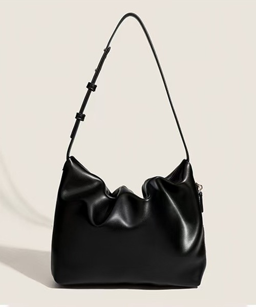folka(フォルカ)の「10D35-MZ レザー調 ワンハンドルバッグ(ハンドバッグ・レディース・ブラック・ONESIZE)」の1枚目の写真