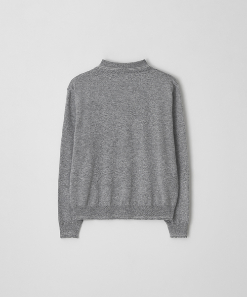 RONRON（ロンロン）の「HAND MADE LOGO COLLAR KNIT PULLOVER GREY（ニット/セーター・レディース・その他・FREE）」の2枚目の写真