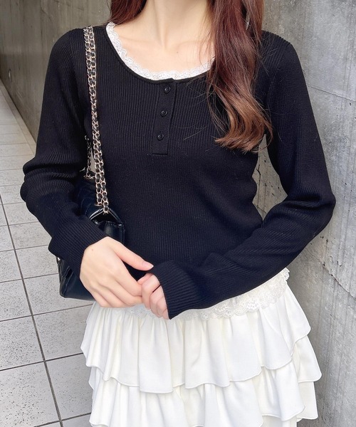 INGNI（イング）の「１２Ｇヘンリーネックフリルレース付ニット（ニット/セーター・レディース・グレー/ブラック/ボルドー・M）」の5枚目の写真