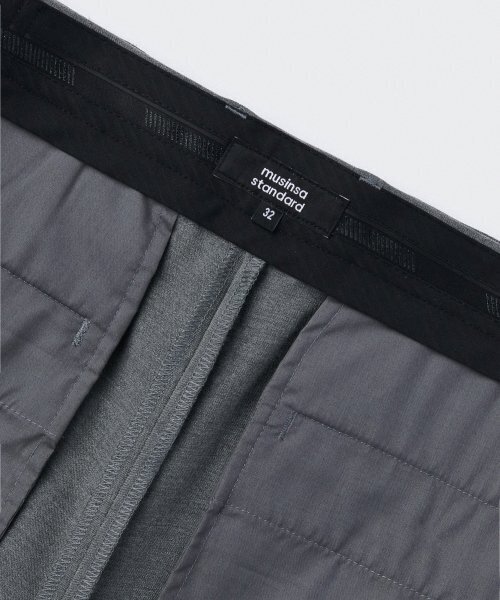 MUSINSA STANDARD（ムシンサスタンダード）の「リラックステーパードヒドゥンバンディングクロップスラックス[メランジグレー]（スラックス・メンズ・その他・40/30/26/27/28/29/31/32/33/34/36/38/42）」の5枚目の写真