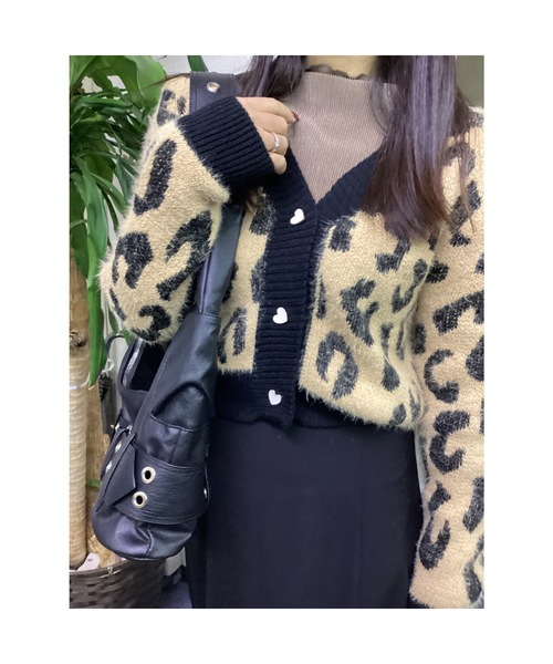 Bling Leads(ブリングリーズ)の「【Bls】 【Bling Leads】ヒョウ柄ショート丈カーディガン C/D(カーディガン/ボレロ・レディース・ベージュ/ホワイト・FREE)」の2枚目の写真