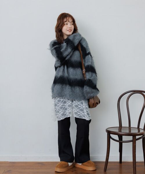 RETRO GIRL（レトロガール）の「起毛ボーダーBIGニット（ニット/セーター・レディース・ライトグレー/ブラウン/ブルー・FREE）」の14枚目の写真