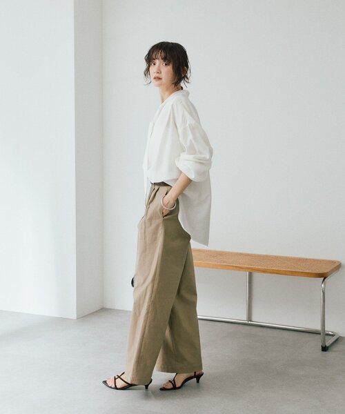 RIVE DROITE（リヴドロワ）の「予約【オンオフ使える】ナロータイブラウス（シャツ/ブラウス・レディース・ベージュ/オフホワイト/サックスブルー・FREE）」の5枚目の写真