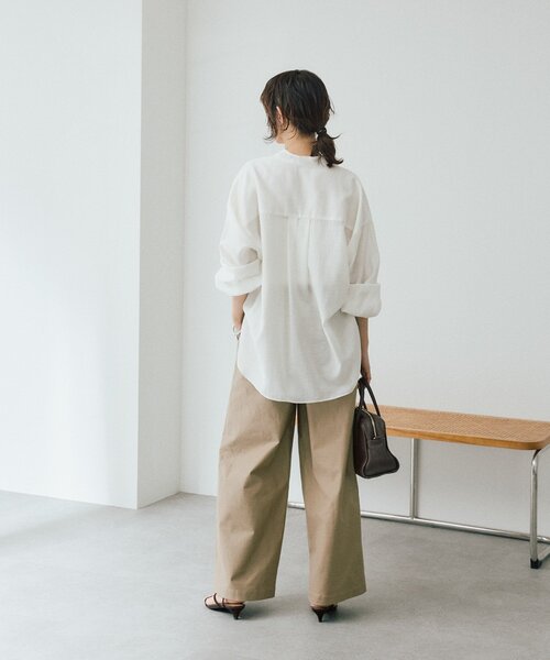 RIVE DROITE（リヴドロワ）の「予約【オンオフ使える】ナロータイブラウス（シャツ/ブラウス・レディース・ベージュ/オフホワイト/サックスブルー・FREE）」の6枚目の写真