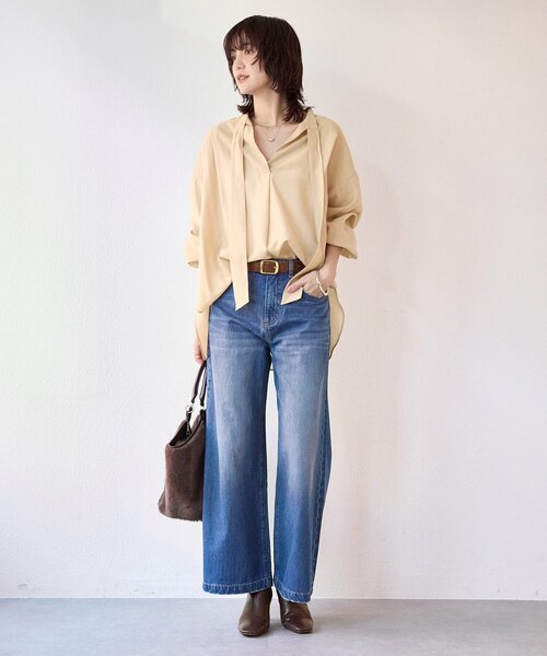 RIVE DROITE（リヴドロワ）の「予約【オンオフ使える】ナロータイブラウス（シャツ/ブラウス・レディース・ベージュ/オフホワイト/サックスブルー・FREE）」の10枚目の写真