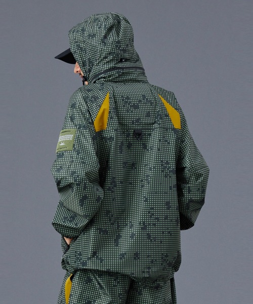 Liberaiders（リベレイダース）の「Liberaiders ALL CONDITIONS 3LAYER JACKET III（リベレイダース オールコンディションズ 3レイヤー ジャケット III）（ナイロンジャケット・メンズ・ブラック/カモフラージュ・X-LARGE/LARGE/MEDIUM/SMALL）」の3枚目の写真