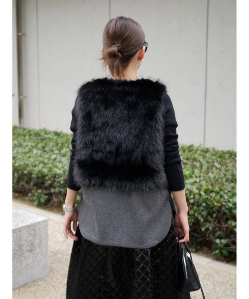 BeBeoD（べベッド）の「フェイクファーフェルトドッキングショートベスト（その他アウター・レディース・モカ/ブラック/アイボリー/ライトグレー・フリー）」の9枚目の写真