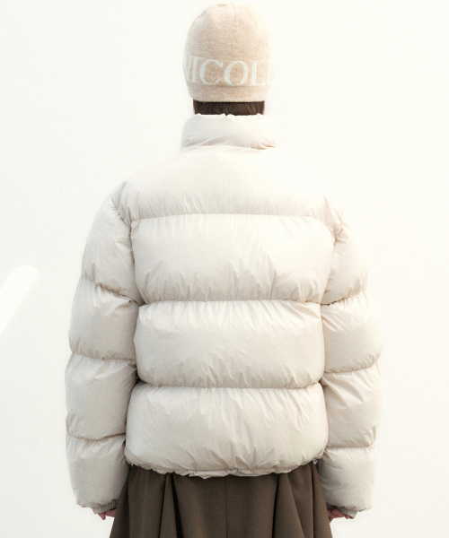 NICK&NICOLE(ニックアンドニコール)の「NICOLE BUTTERFLY GLOSSY PUFFER PADDING_CREAM(ダウンジャケット/コート・レディース・その他・MEDIUM/LARGE)」の3枚目の写真