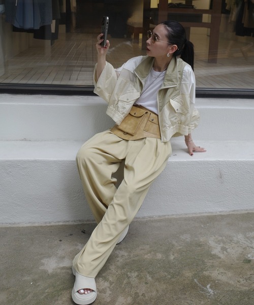 Ameri（アメリ）の「DEFORM DOCKING NYLON JACKET（ナイロンジャケット・レディース・アイボリー/カーキ/ライトブルー・SMALL/MEDIUM）」の12枚目の写真