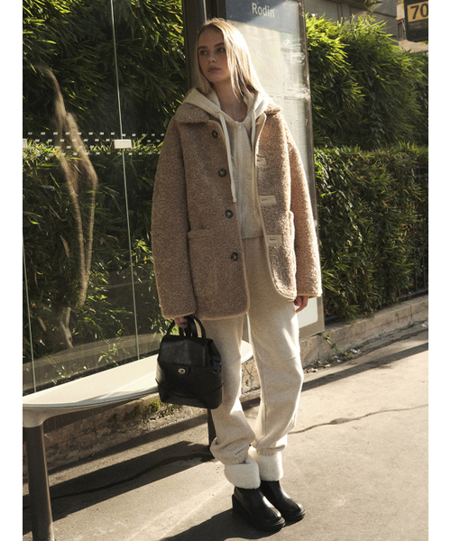 ANOETIC(アノエティック)の「REVERSIBLE MUSTANG COLLOR COAT_BEIGE(チェスターコート・レディース・ベージュ・FREE)」の1枚目の写真