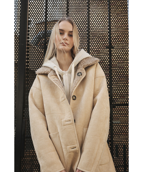 ANOETIC(アノエティック)の「REVERSIBLE MUSTANG COLLOR COAT_BEIGE(チェスターコート・レディース・ベージュ・FREE)」の8枚目の写真