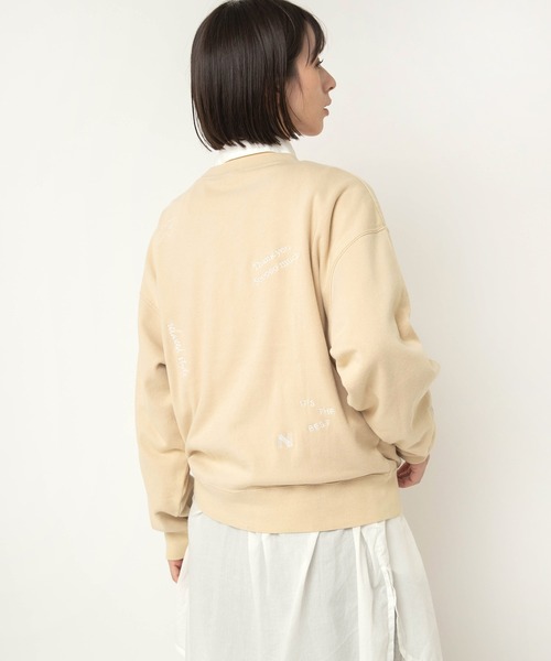 RNA-N(アールエヌエーエヌ)の「M2594 裏起毛パイル落書き刺繍スウェット(Tシャツ/カットソー・レディース・ライトブルー/ライトベージュ/ライトグレー・FREE)」の11枚目の写真
