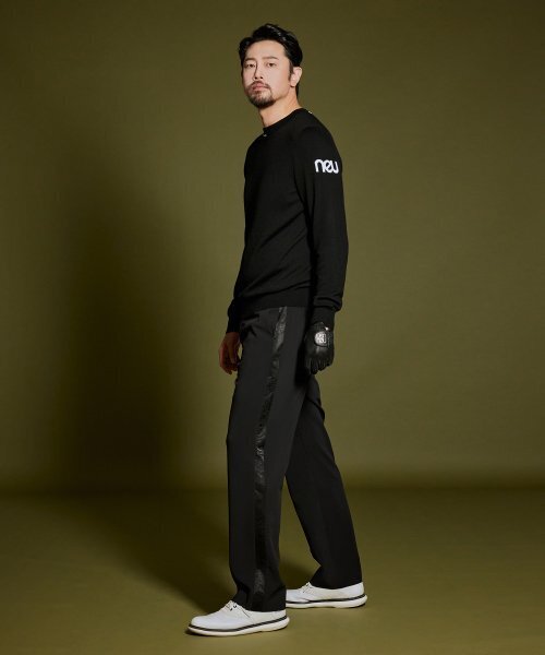 NEU GOLF（エヌイーユーゴルフ）の「WINDPROOF SWEATER - BLACK（ニット/セーター・レディース・その他・LARGE/MEDIUM）」の8枚目の写真