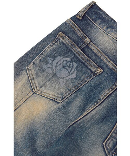 DARLING, YOU'RE BAD（ダーリンユーアーバッド）の「ROSE BOOTS CUT DENIM # VINTAGE BLUE（デニムパンツ・レディース・その他・MEDIUM/SMALL）」の2枚目の写真