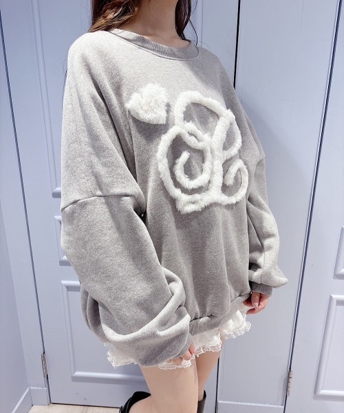 lilLilly（リルリリー）の「ファースウェットプルオーバー（スウェット・レディース・ホワイト/ブラック/グレー・FREE）」の4枚目の写真