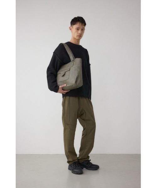 AZUL by moussy（アズールバイマウジー）の「ウエスタンスタイルショルダーバッグ（トートバッグ・メンズ・カーキ/ブラック・FREE）」の17枚目の写真