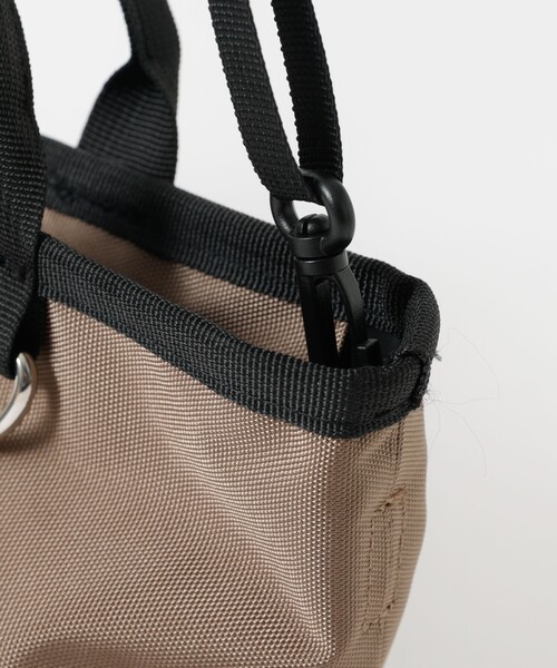 ABAHOUSE(アバハウス)の「【OUTDOOR PRODUCTS / アウトドアプロダクツ】Boat Shaped Mini Bag/ショルダー/ハンドバッグ/ユニセックス【WEBT限定】(ショルダーバッグ・メンズ・ピンク/ブラウン・フリー)」の11枚目の写真