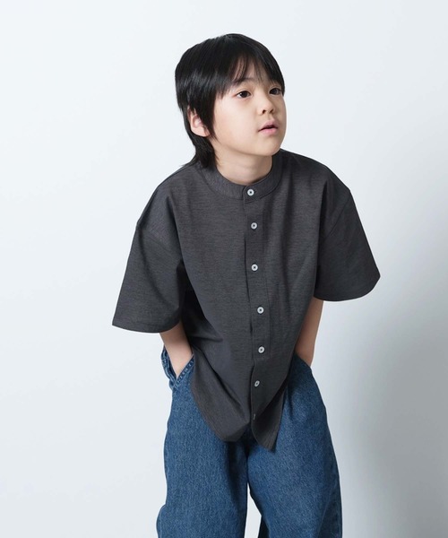 SHISKY（シスキー）の「マルチファンクション オーバーサイズ 半袖シャツ（シャツ/ブラウス・キッズ・チャコール/ベージュ/オフホワイト/ブラック/カーキ・110/120/130/140/150/160）」の3枚目の写真