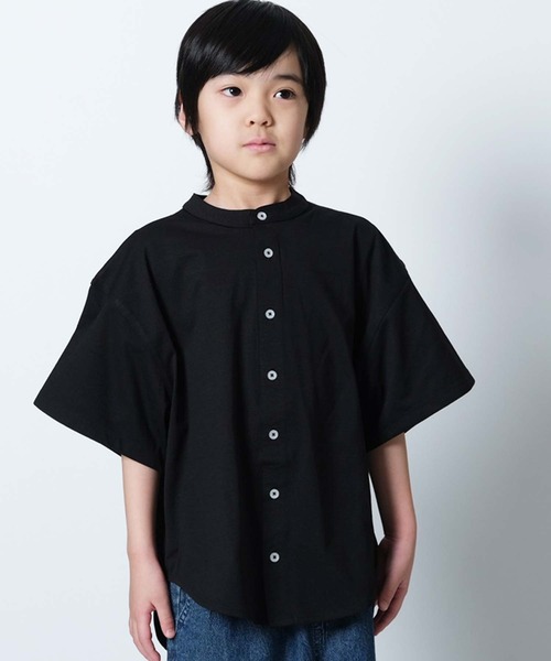 SHISKY（シスキー）の「マルチファンクション オーバーサイズ 半袖シャツ（シャツ/ブラウス・キッズ・チャコール/ベージュ/オフホワイト/ブラック/カーキ・110/120/130/140/150/160）」の2枚目の写真