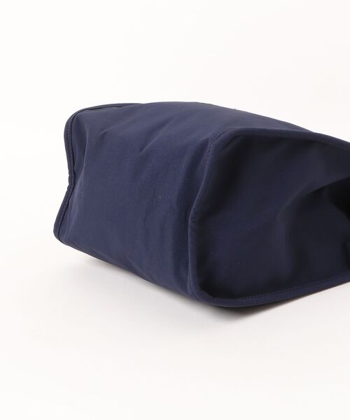 PAUL & JOE ACCESSOIRES(ポールアンドジョーアクセソワ)の「PAUL & JOE ACCESSOIRES (ポール&ジョーアクセソワ)ランチトートバッグ PJA-B1431 95 EMBROIDERY BAG(トートバッグ・レディース・ブラック/ネイビー/ワインレッド・FREE)」の11枚目の写真