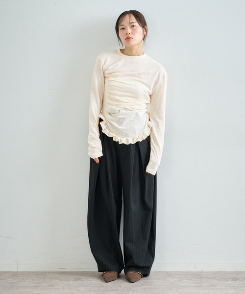 U by SPICK&SPAN（ユーバイスピックアンドスパン）の「【OURSAALTY / アワソルティ】 Pleasant Frill T-shirts（Tシャツ/カットソー・レディース・チャコールグレー/ベージュ・FREE）」の12枚目の写真