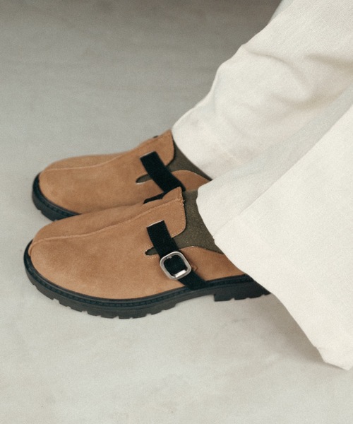 cii（シー）の「SPLIT LEATHER MULE SABOT / スプリットレザーミュールサボ（サンダル・メンズ・ブラック/ベージュ・SMALL/X-SMALL/LARGE/MEDIUM）」の2枚目の写真