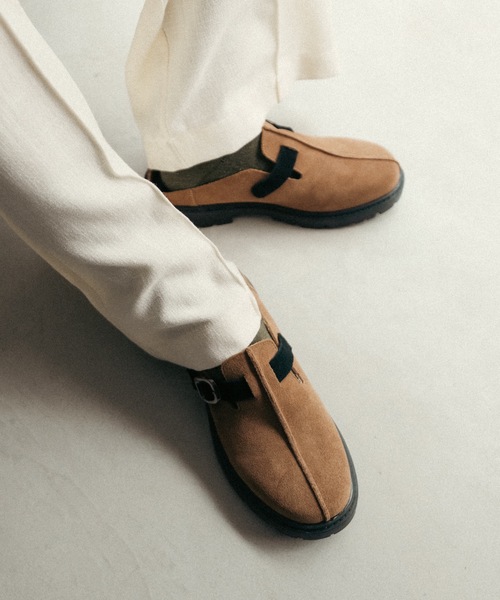 cii（シー）の「SPLIT LEATHER MULE SABOT / スプリットレザーミュールサボ（サンダル・メンズ・ブラック/ベージュ・SMALL/X-SMALL/LARGE/MEDIUM）」の5枚目の写真