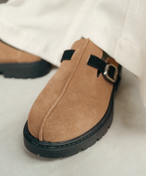 cii（シー）の「SPLIT LEATHER MULE SABOT / スプリットレザーミュールサボ（サンダル・メンズ・ブラック/ベージュ・SMALL/X-SMALL/LARGE/MEDIUM）」の6枚目の写真