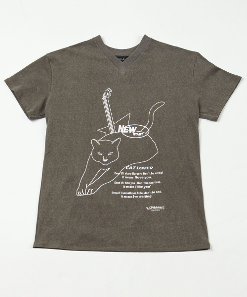 KATHARSIS(カタルシス)の「キャットラバーVネックTシャツカーキONE SIZE(Tシャツ/カットソー・レディース・その他・ONE SIZE)」の4枚目の写真