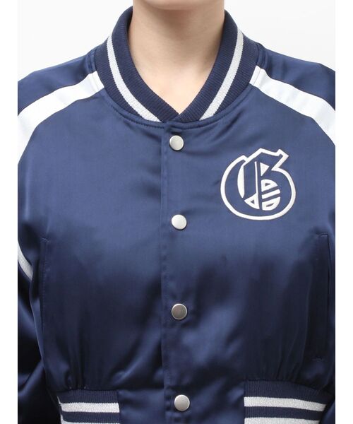 GYDA(ジェイダ)の「BACK GYDA logo Shortブルゾン(ブルゾン・レディース・オフホワイト/ネイビー/ピンク・FREE)」の10枚目の写真