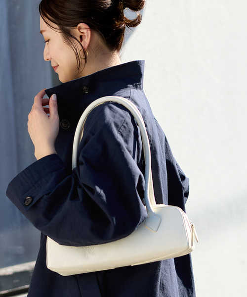 JOURNAL STANDARD（ジャーナルスタンダード）の「オーガニックコットンワッシャーテントコート（その他アウター・レディース・ベージュ/ネイビー・FREE）」の18枚目の写真