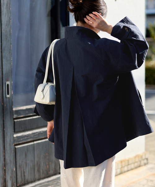 JOURNAL STANDARD（ジャーナルスタンダード）の「オーガニックコットンワッシャーテントコート（その他アウター・レディース・ベージュ/ネイビー・FREE）」の19枚目の写真